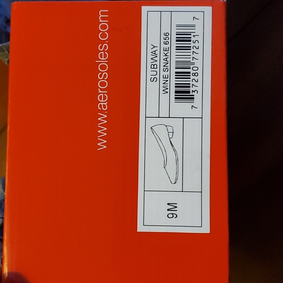 Aerosoles Subway leather reptile print slip on. Sz 9M - Picture 7 of 8